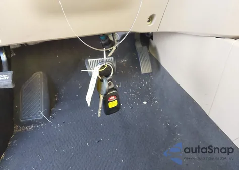 2011 Hyundai Santa Fe Limited V6 z USA, uszkodzony, nr VIN 5XYZK4AG8BG075837